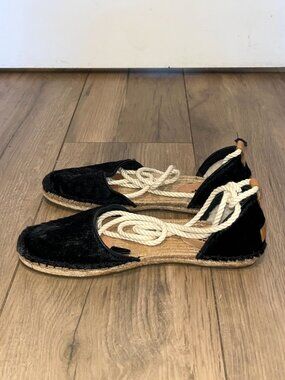 UGG Black Pony Hair Lace-Up Espadrille Flats Womens Size  7